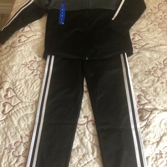 Nice set Adidas - Picture 3 of 4